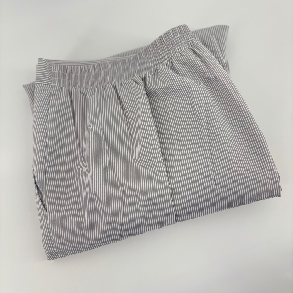 Alfred Dunner Petite Grey White Striped Seersucker Pants 14P Elastic‎ Waist